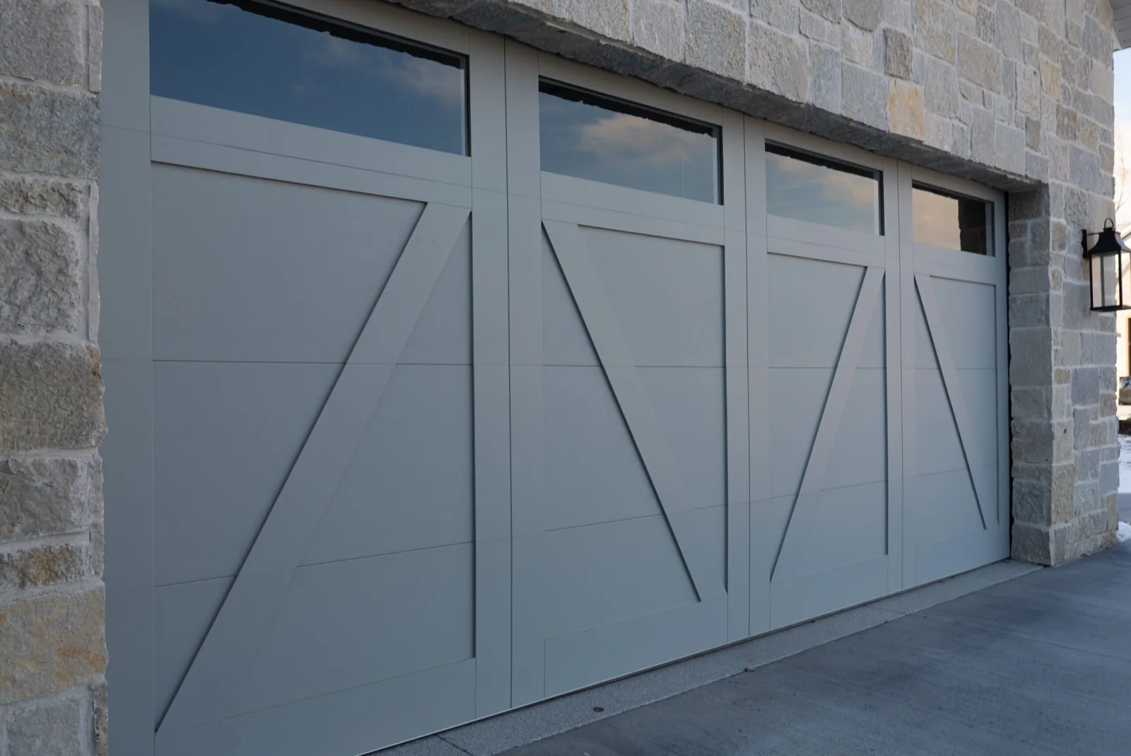CORNERBROOK SERIES Color: Tin Lizzie Design: Woodrow Window Design: 1 Lite
