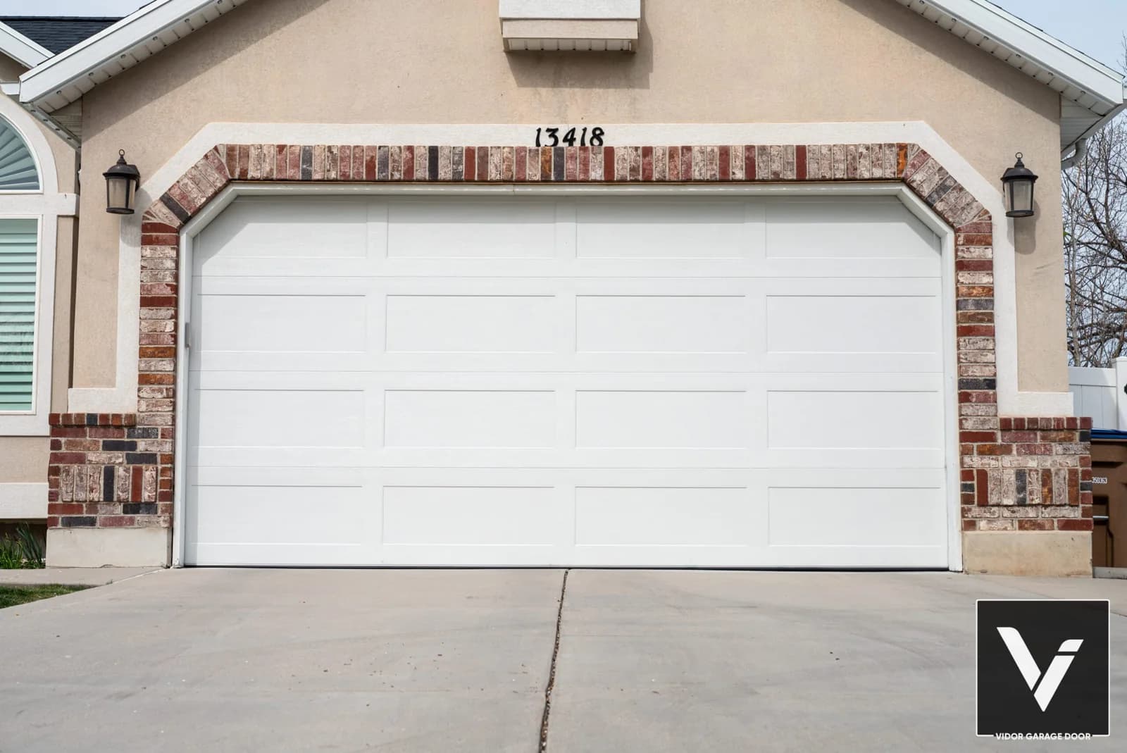 Designer Steel High Performance Series Color: White Design: Recessed Smooth Ranch Window Design: None