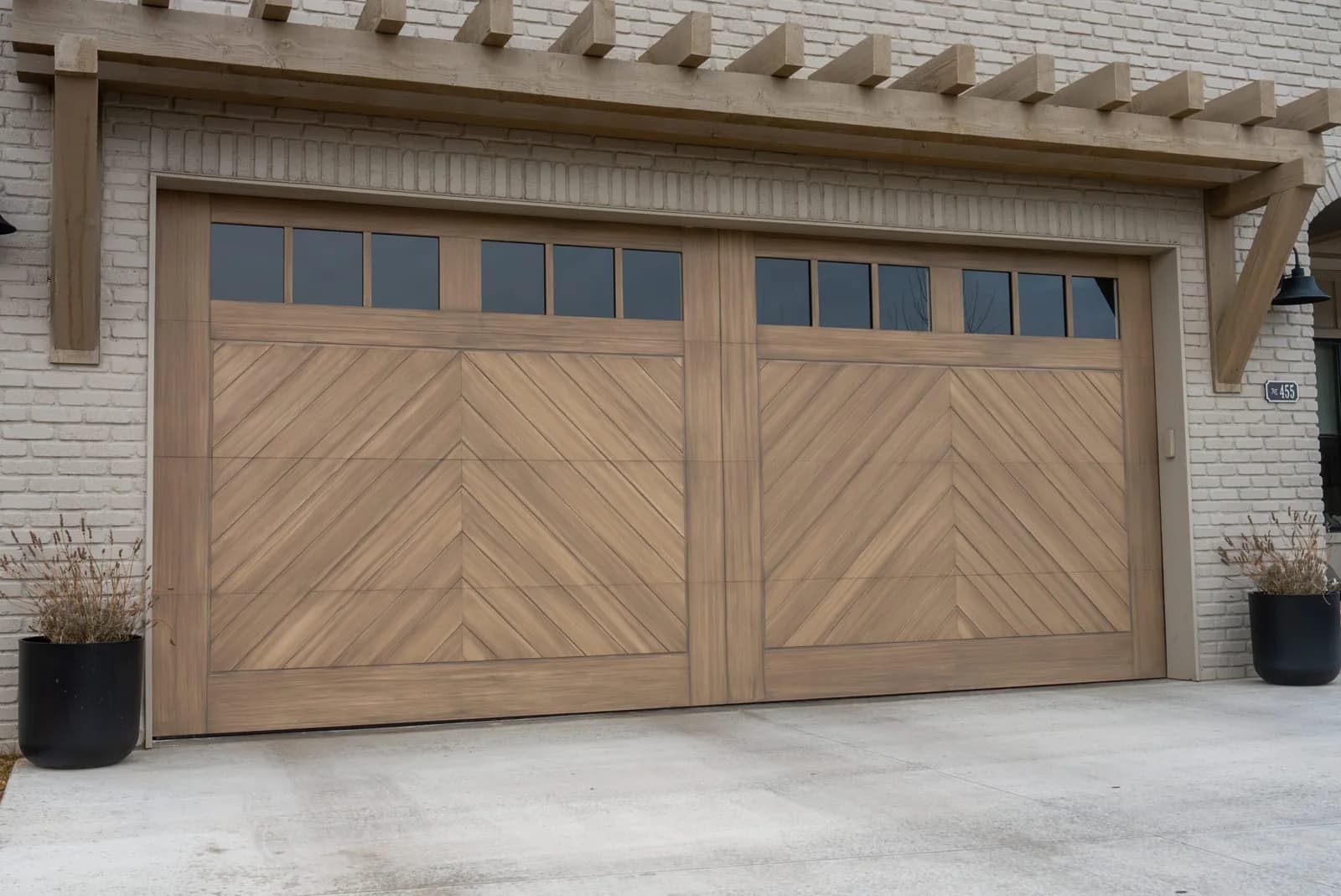 SHORELINE SERIES Color: Driftwood Design: Folkstone Window Design: 3 LIte