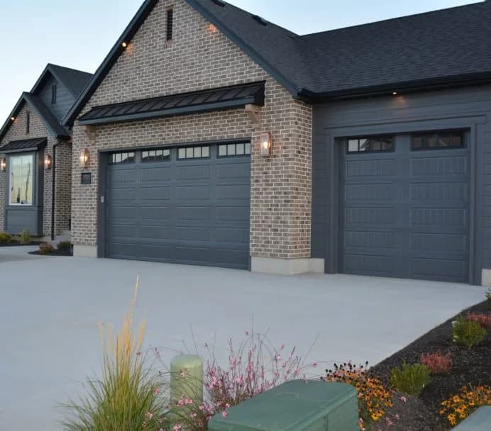 Vidor Designer Steel garage door