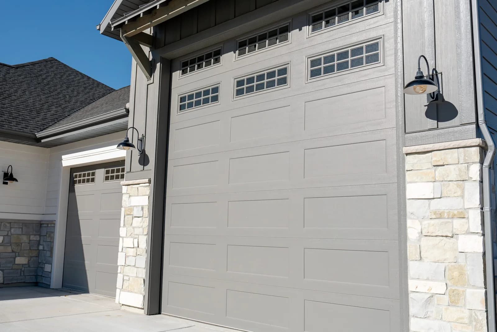 DESIGNER STEEL HIGH PERFORMANCE SERIES Color: Custom Design: Recessed Smooth Ranch Window Design: Stockton Ranch